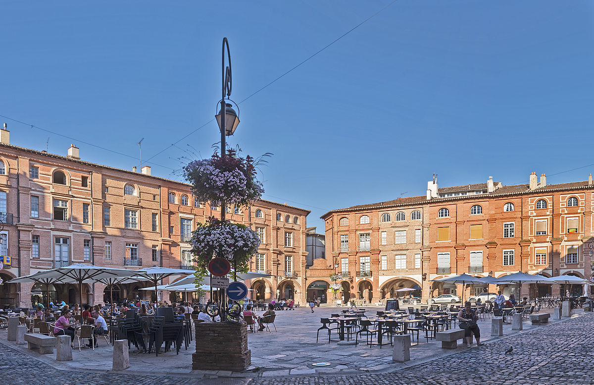 Montauban La Place Nationale