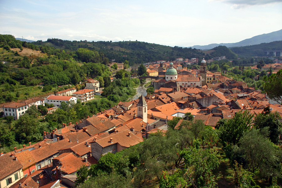 Pontremoli panorama